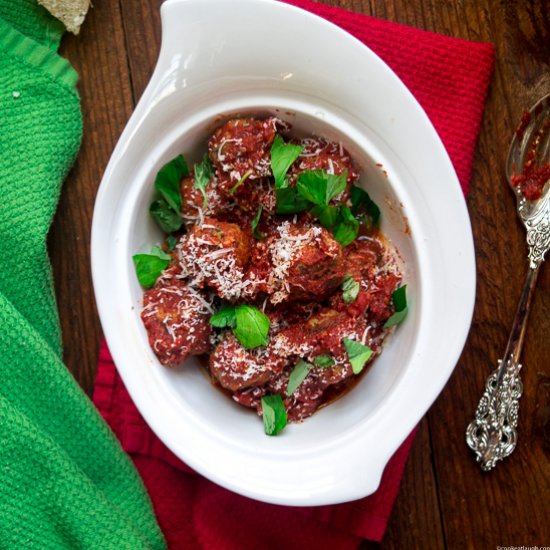 SPICY TURKEY MEATBALLS IN TOMATO SAUCE