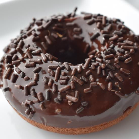 BAKED Chocolate Donuts!