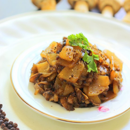 Mushroom and Potato Pepper Fry