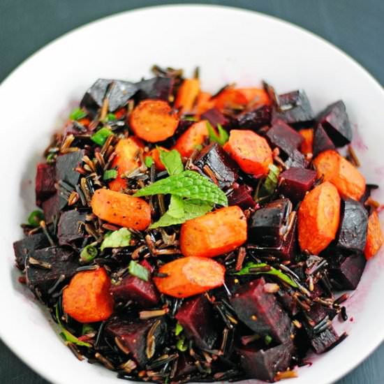 Wild rice salad with roasted beets