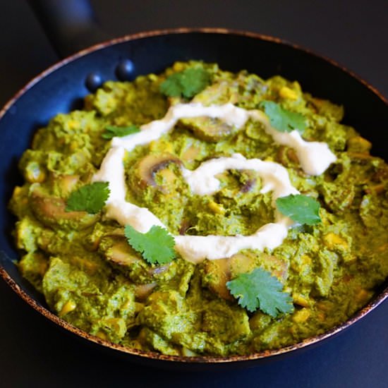 Creamy Spinach Vegan Indian Curry