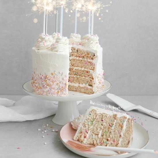 Vegan funfetti cake