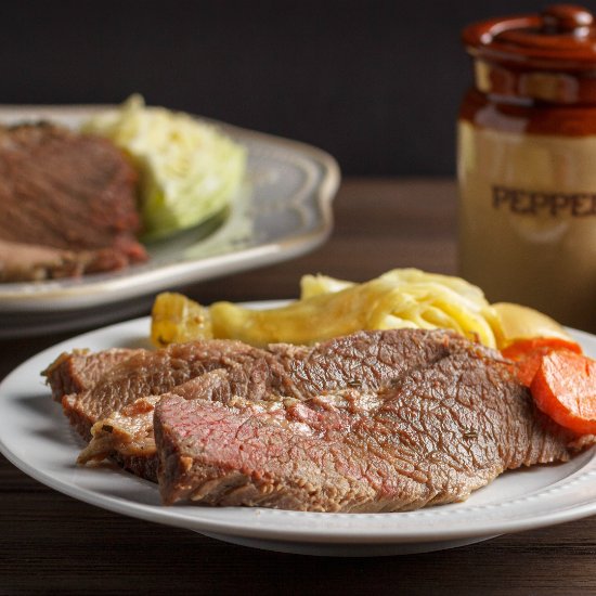 Slow Cooker Corned Beef & Cabbage