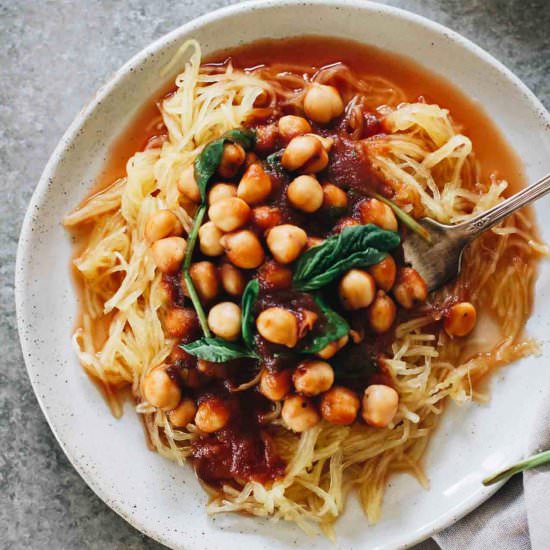 Garlic Chickpea Spaghetti Squash