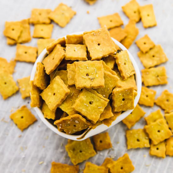 Vegan Herbed Parmesan Crackers