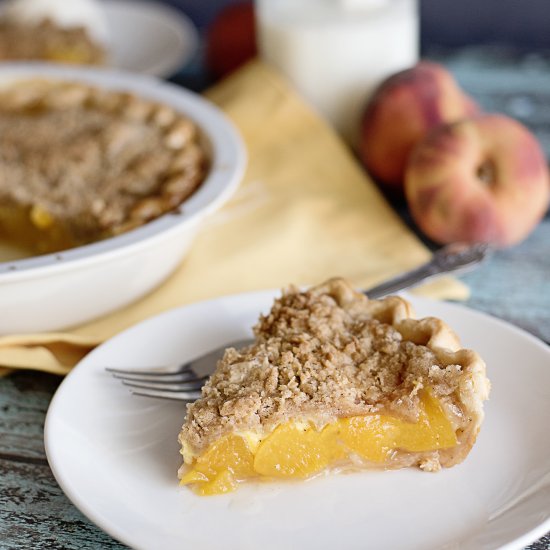 Peach Pie with Brown Sugar Crumble