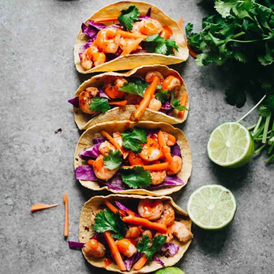 Healthy Sriracha Lime Shrimp Tacos