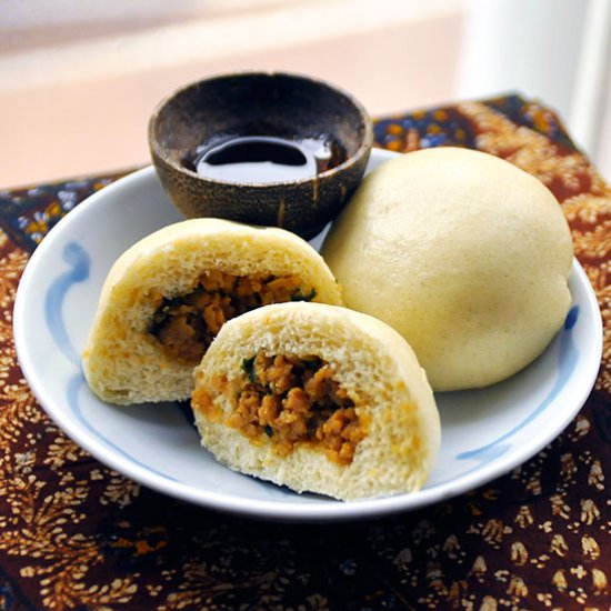 Vegetarian Bapao with Minced ‘Meat’