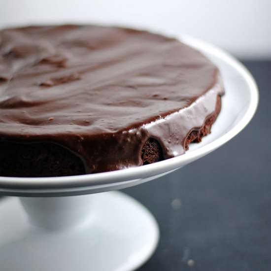 Flourless chocolate cake