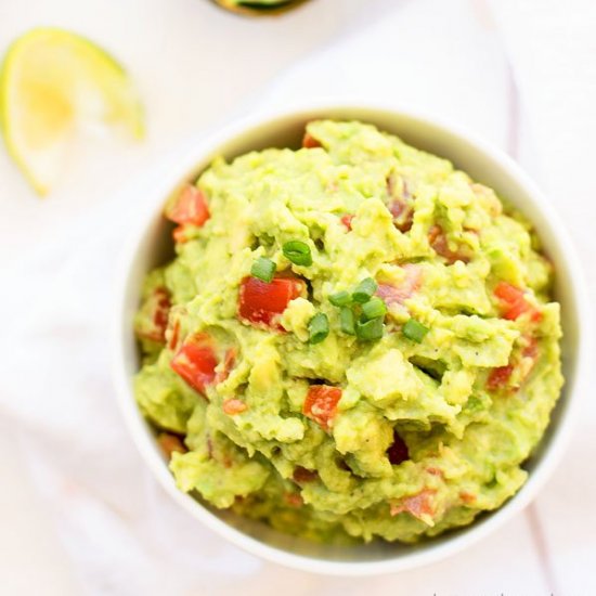 5 Minute Simple Guacamole