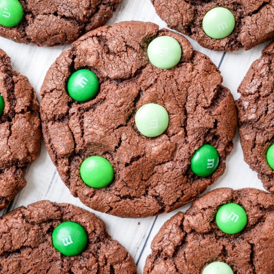 Mint Chocolate M&M Cookies