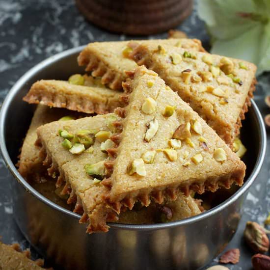 Chickpea Cookies with Pistachios