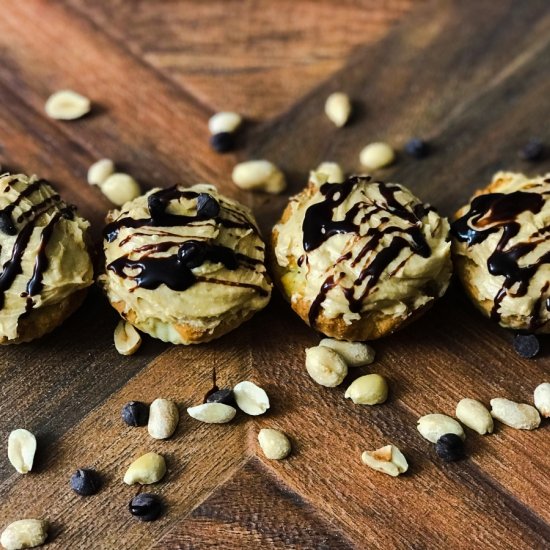 Peanut Butter Frosted Keto Cupcakes