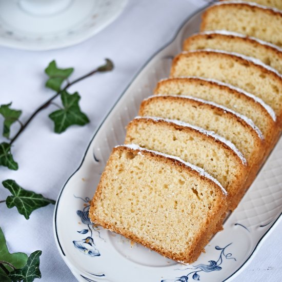 Grandma Gerti’s simple buttercake