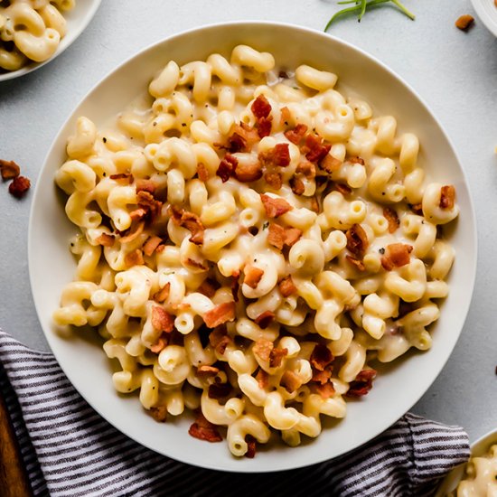 Bacon Mac and Cheese with Rosemary