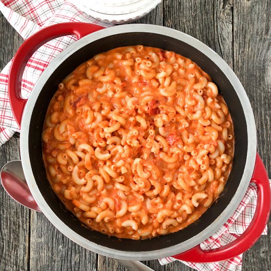 Creamy Tomato Macaroni & Cheese