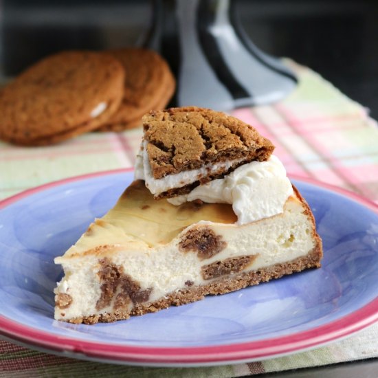 Oatmeal Creme Pie Cheesecake