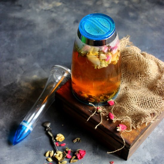 Rose cardamom Green tea detox