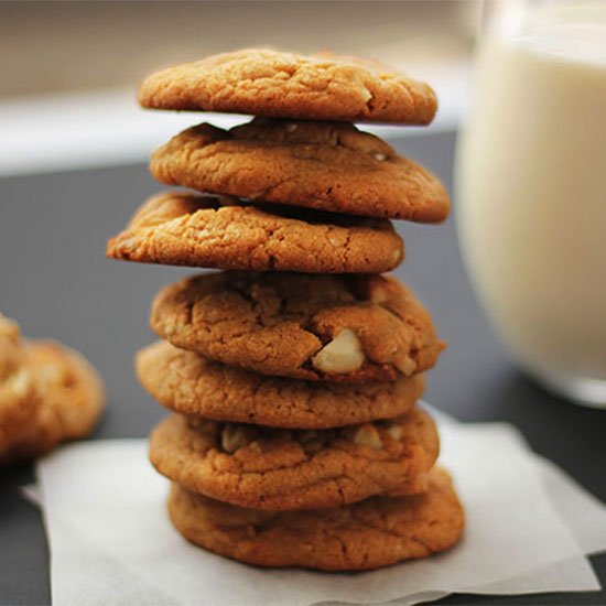 White Chocolate Macadamia Cookies