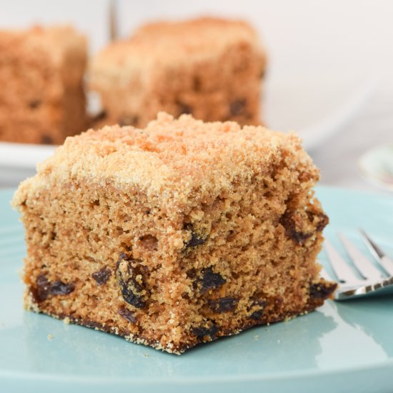 Country Farmhouse Crumb Cake