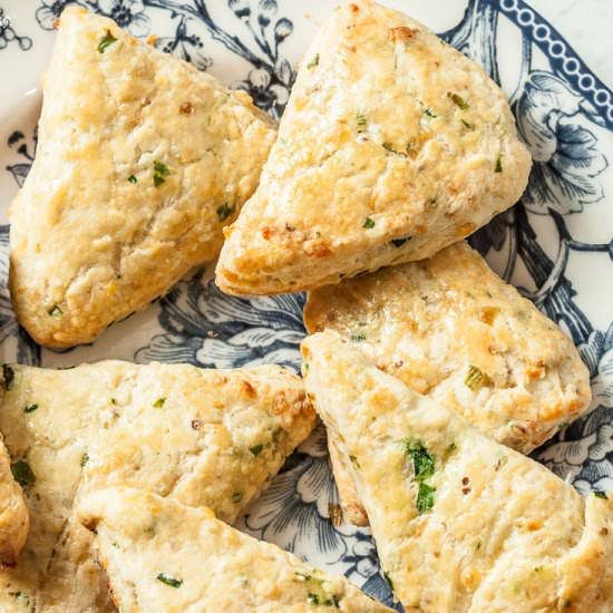 cheddar chive scones