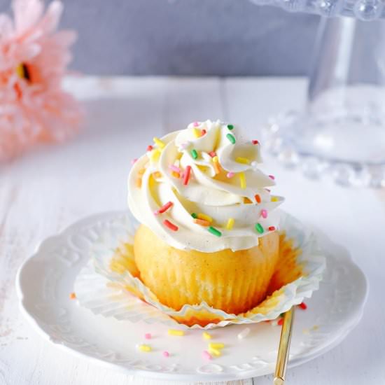 Vanilla Bean Cupcakes