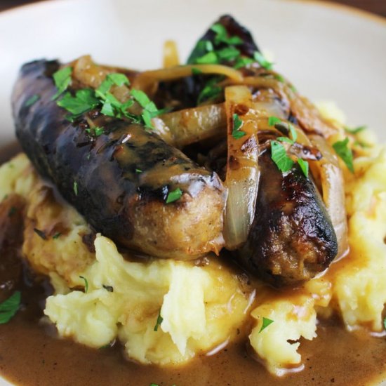 Bangers and Mash with Apple Gravy