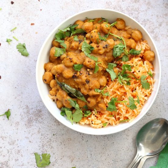 chickpeas in coconut onion sauce