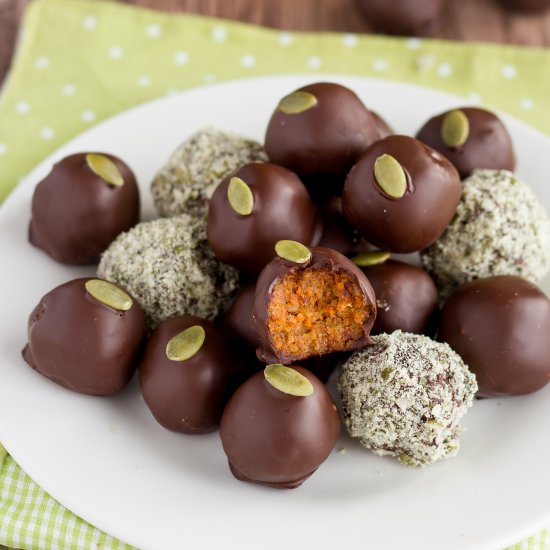 Vegan Carrot Cake Truffles