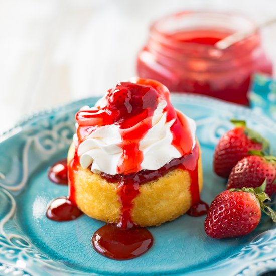 Easy Strawberry Shortcake