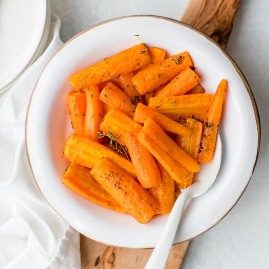 Thyme Roasted Carrots