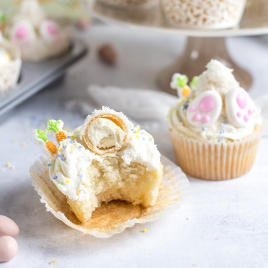 EASTER BUNNY COCONUT CUPCAKES