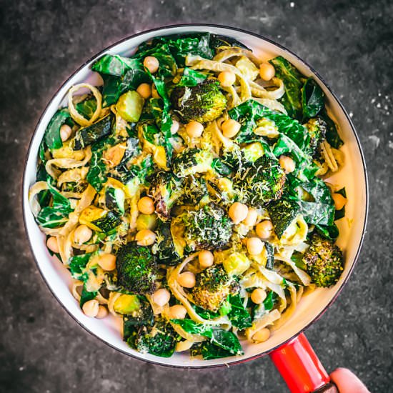 Creamy Hummus and Greens Pasta