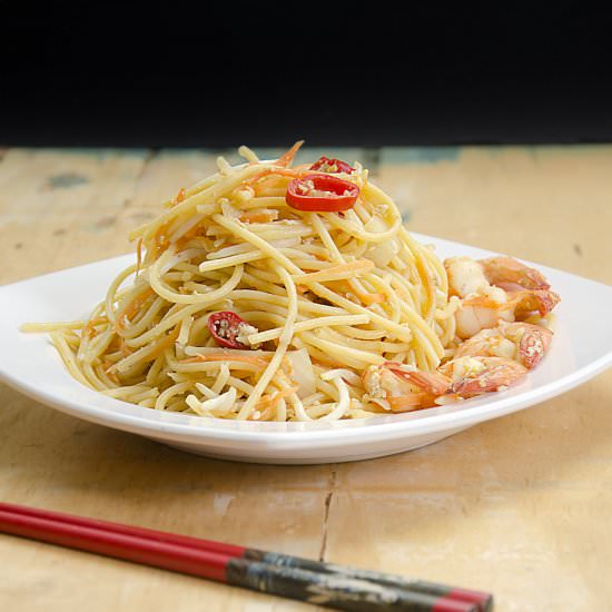 Noodles With Carrots & Prawns