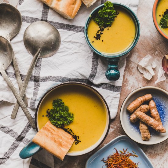 Detox Turmeric Red Lentil Soup