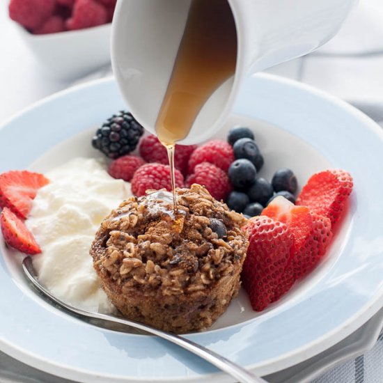 Mixed Berry Oatmeal Cups with Chia