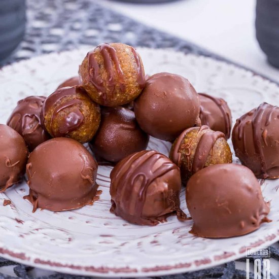 Low-Carb Peanut Butter Balls