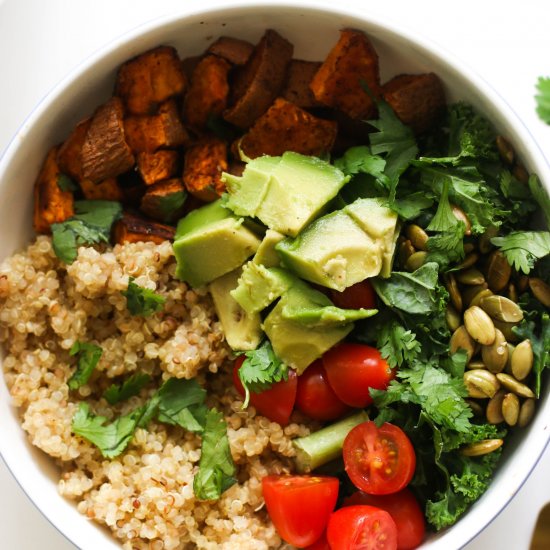 Kale Quinoa Power Bowl