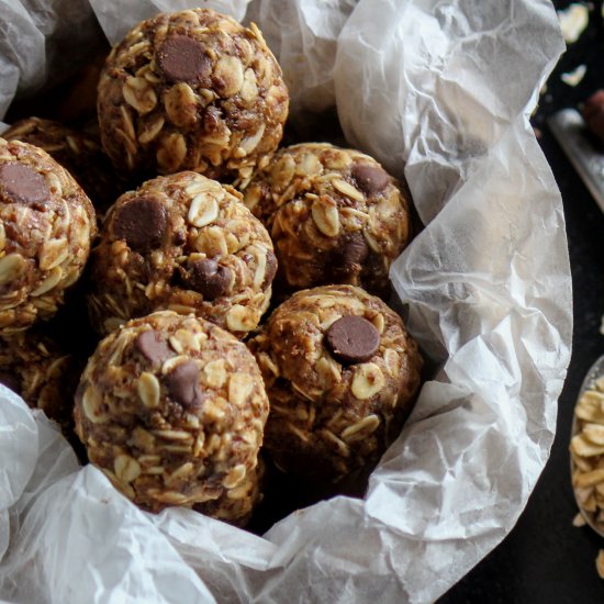 Peanut Butter Chocolate Bliss Balls