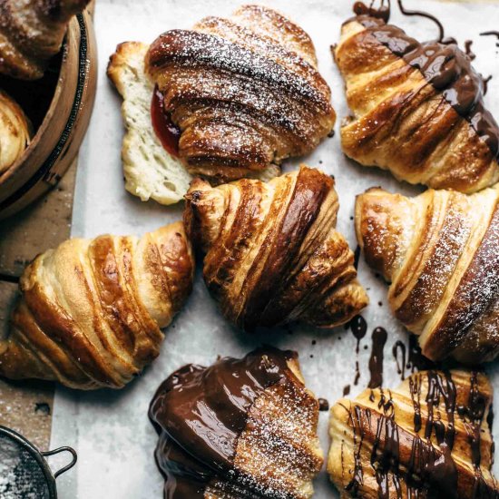 BEST HOMEMADE CROISSANTS