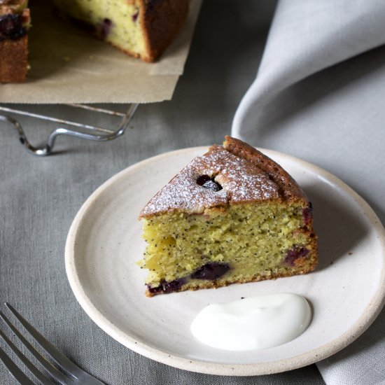 Blueberry, Lemon & Poppyseed Cake