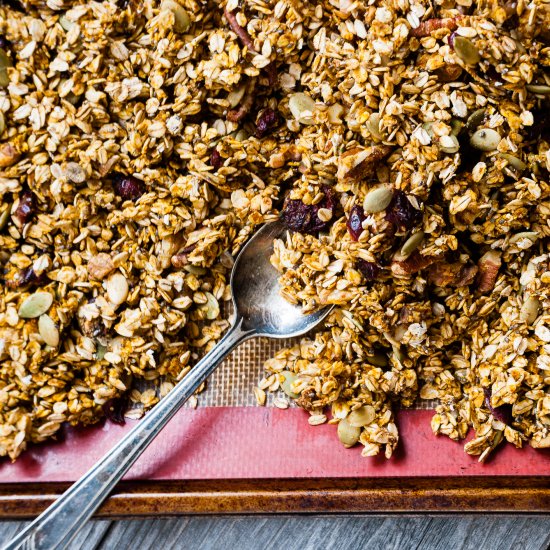 Crunchy Pumpkin Nut Granola