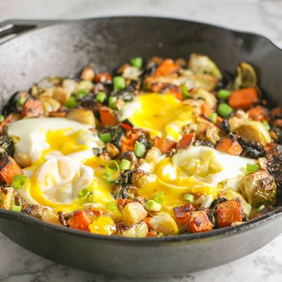 Healthy One Skillet Breakfast Hash