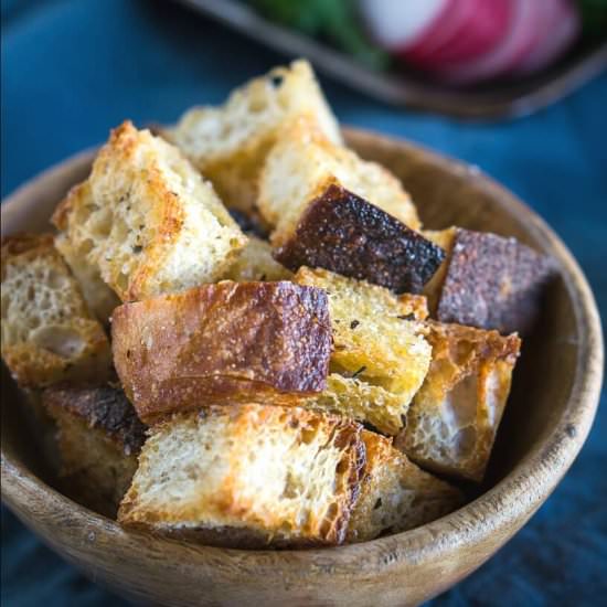 Easy Homemade Bread Crouton