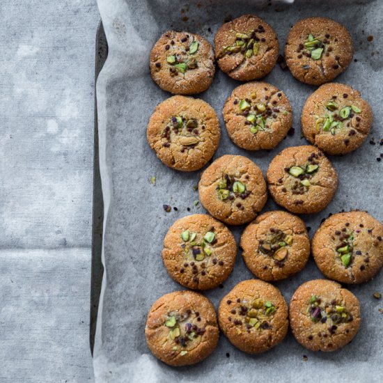 Vegan Almond And Tahini Cookies