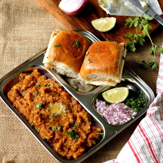 Pav Bhaji ~ Mumbai Street Food