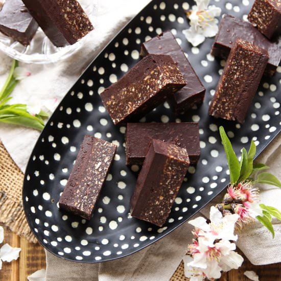 No Bake Vegan Chocolate Slices