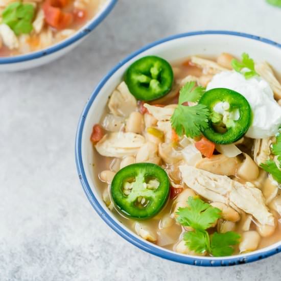 Slow Cooker White Chicken Chili