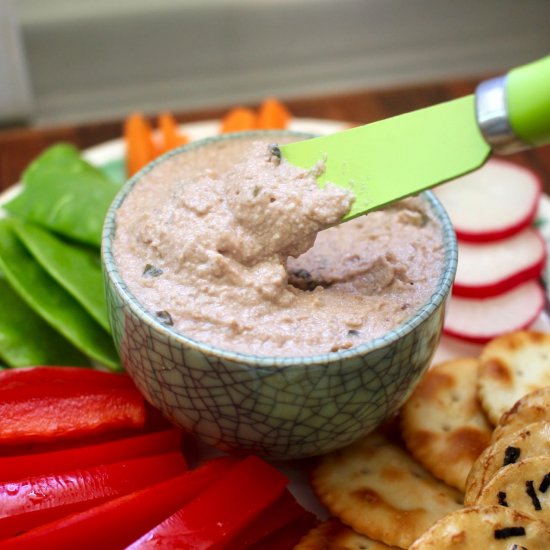 Red lentil and walnut pate