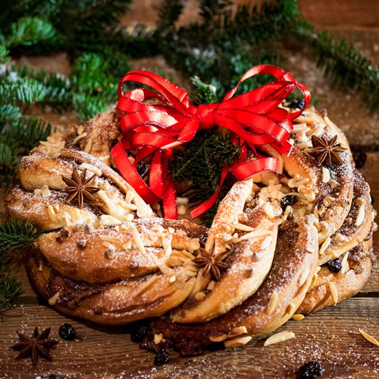 Sweet Almond Cinnamon Wreath